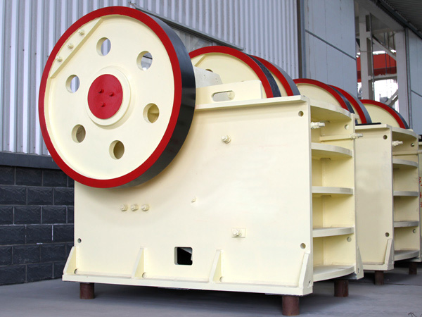 生產(chǎn)沙石的900x1200鄂破具體參數(shù)，價(jià)格